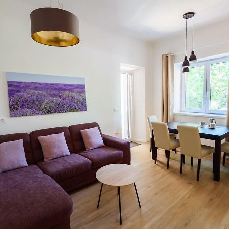 Franckina Hisa Apartment Izola Bagian luar foto