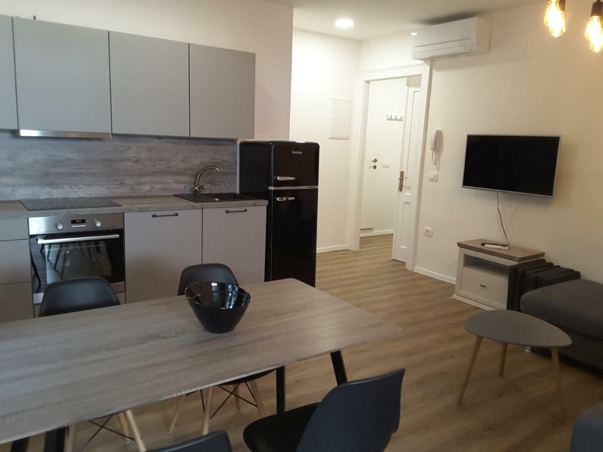 Franckina Hisa Apartment Izola Bagian luar foto