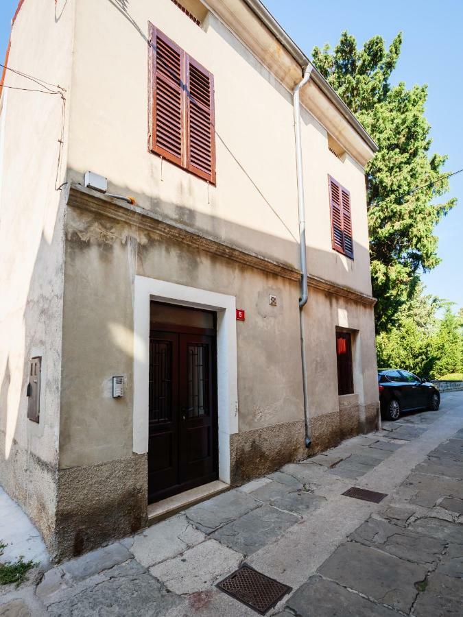 Franckina Hisa Apartment Izola Bagian luar foto
